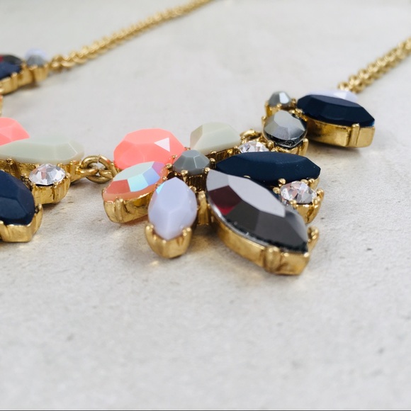 J. CREW Asymmetrical Clusters Statement Necklace - Picture 4 of 8